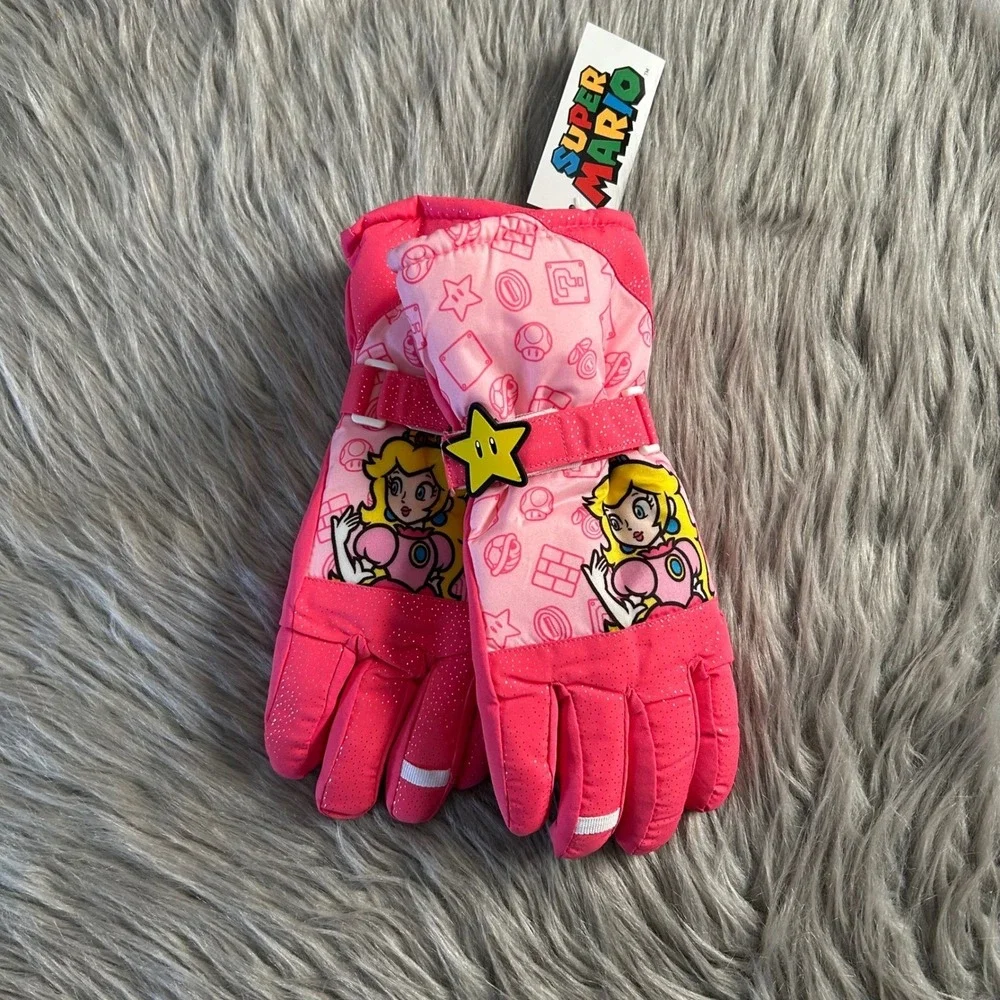 Nintendo Super‎ Mario Snow Gloves Girls Size Small/Medium Pink Princess Peach
